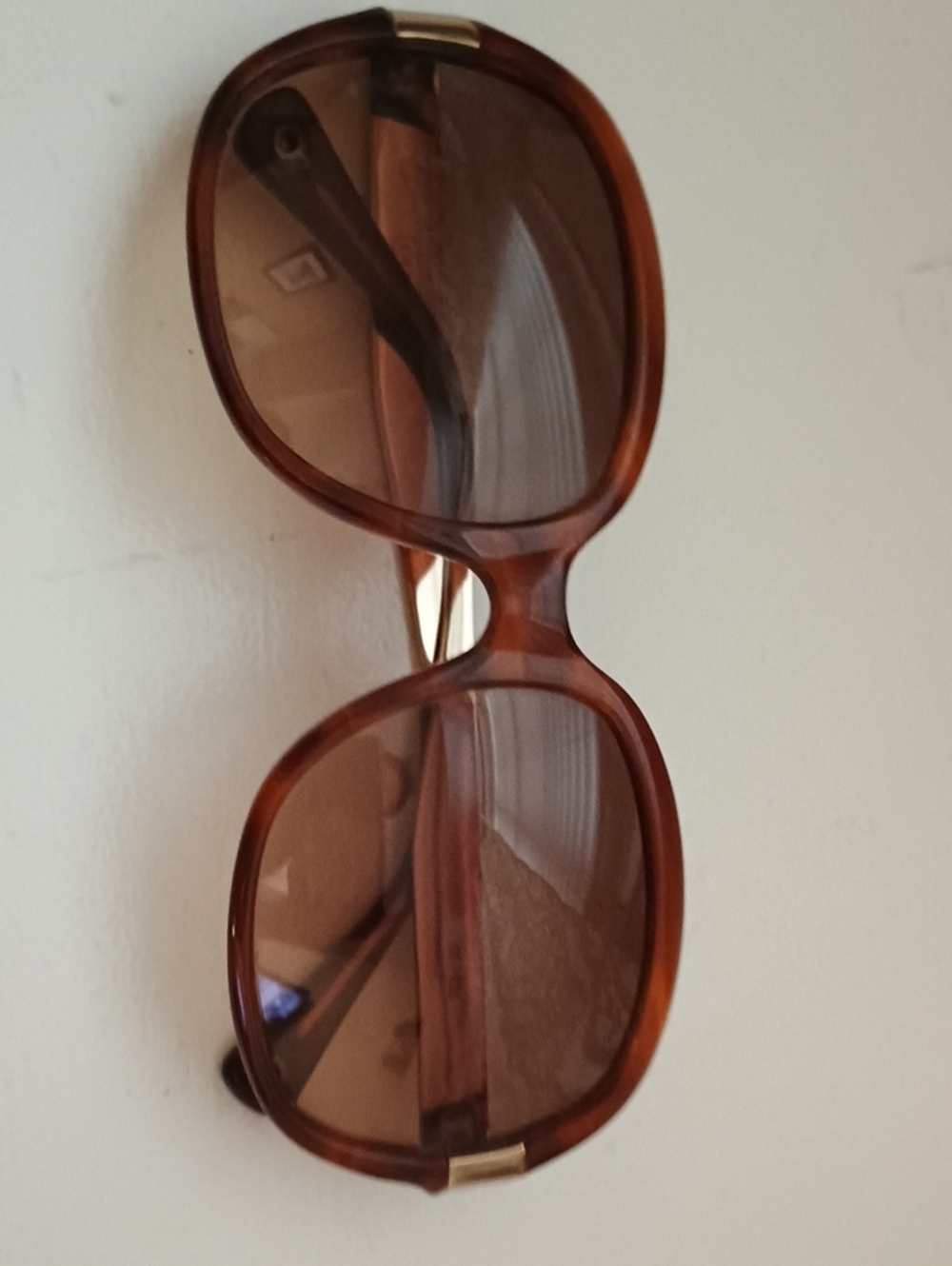 Coach Amber Horn trudie oversized sunglasses